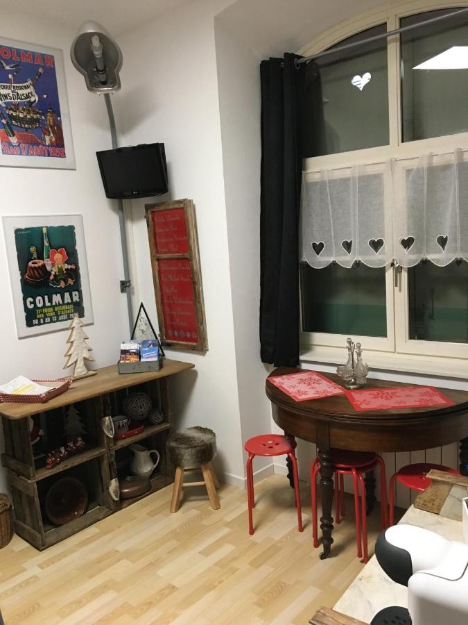 Le Bratzala Lägenhet Colmar Rum bild